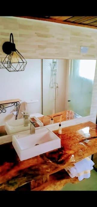 Chale Com Vidros E Hidromassagem Villa São Bento do Sapucaí Exteriör bild